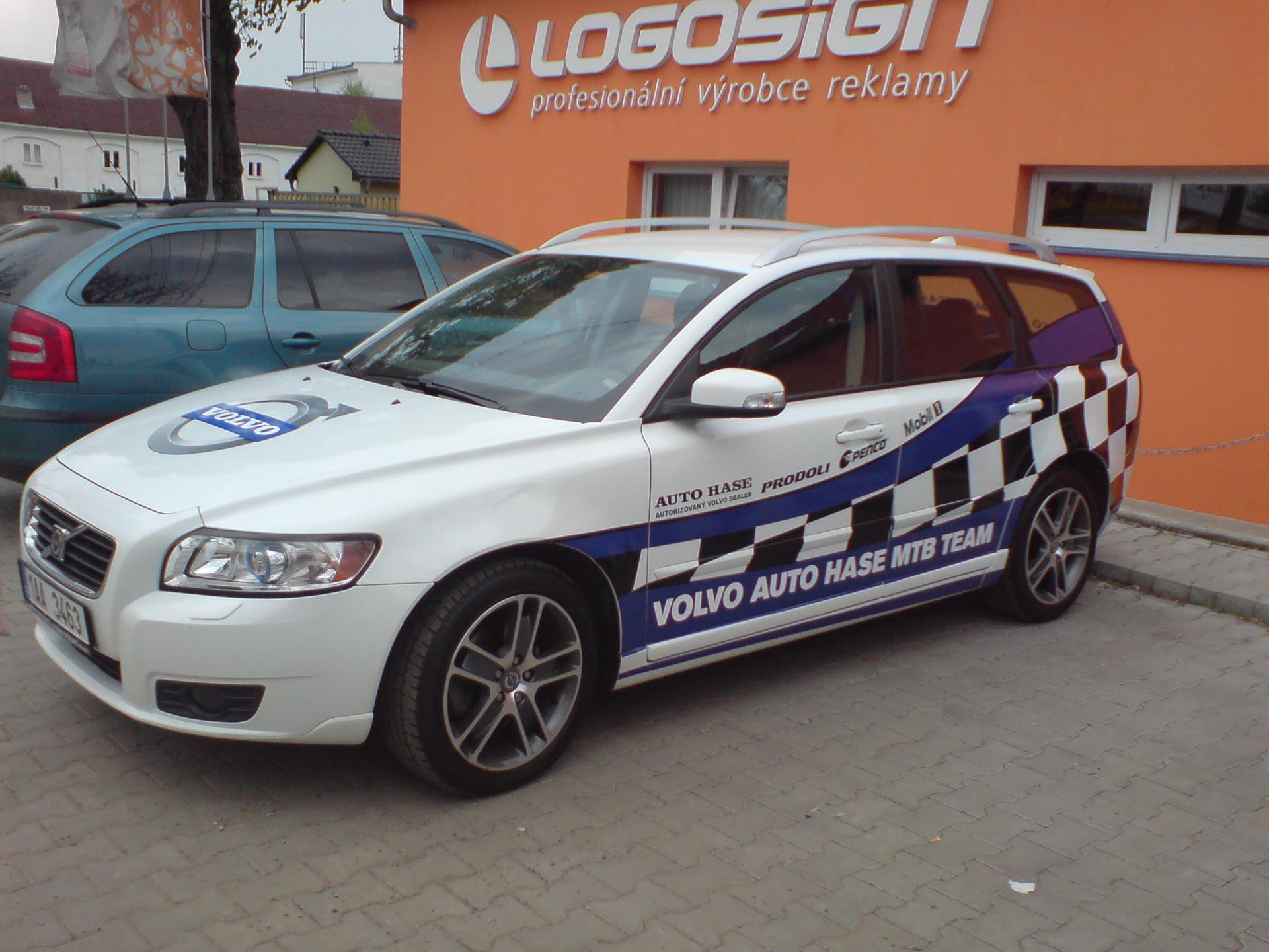 Polep auta Volvo Auto Hase MTB Team